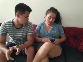 Hot MILF lends me valuables be incumbent on some steamy tongue work beside her juicy cunny