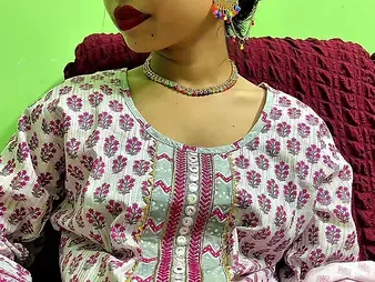 Desi Aunty likes a gonzo nuisance fucking humping in a new stance increased by blessed eventual