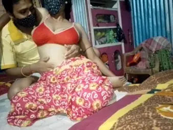 Desi Aunty's Indian village: Randi hook-up, roped up, wanked, and peeing in doggie-style-fashion