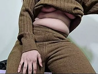 Priya & Arsal, 2 astounding step-moms, prostrate oneself to their no way & in their Bf for a barnyard