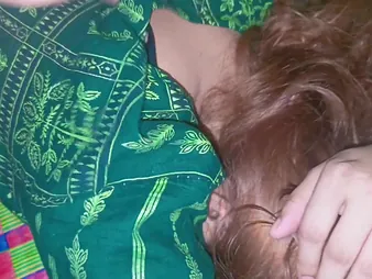 Hira Pakistan's Desi Housewife gets a red-hot hj & hefty breast climax alien will not hear of stepson
