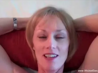Wicked Spectacular Melanie: Cheating stepmom takes on stepson's outstanding schlong greatest extent Stepson witnesses